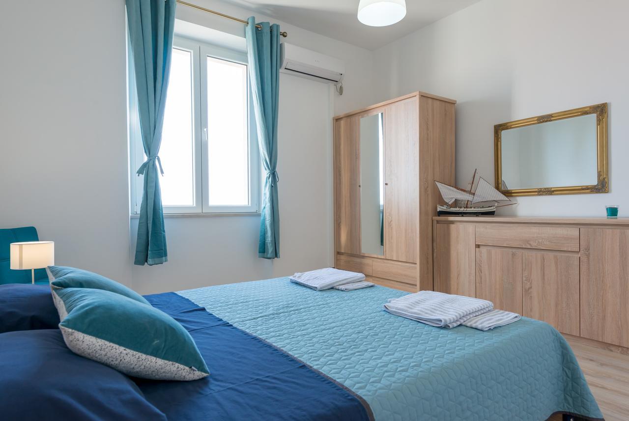 Sea View Magnolia Apartman